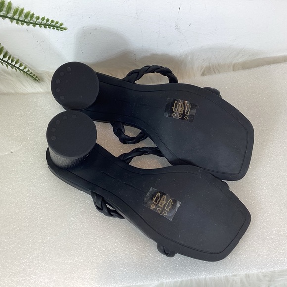 DOLCE VITA NIARI BRAIDED SQUARE TOE SANDALS BLACK NWOT SZ 8.5 - Picture 16 of 16